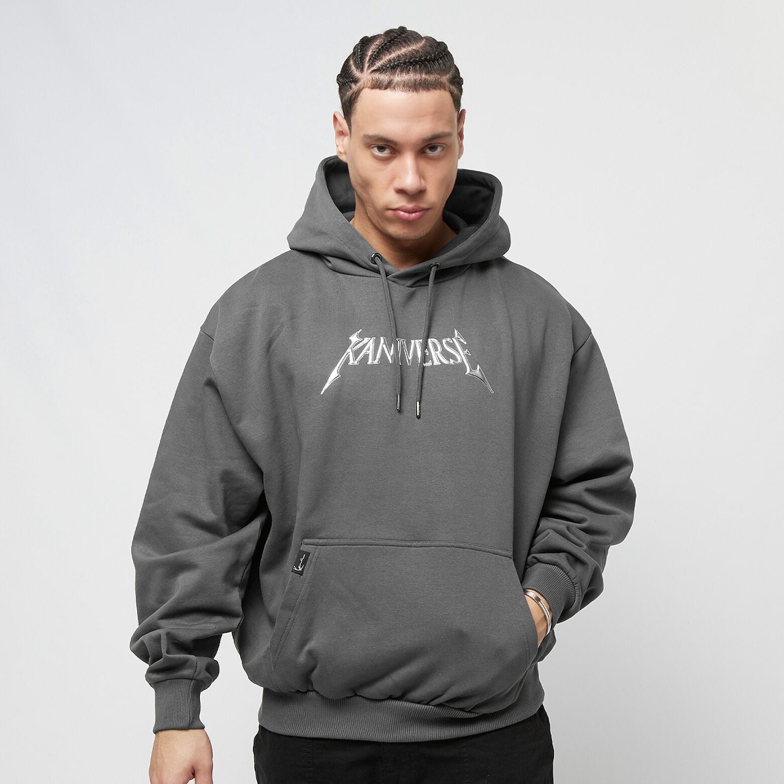 SUDADERA KARL KANI TEJIDA FIRMA METAVERSO – Muve Store