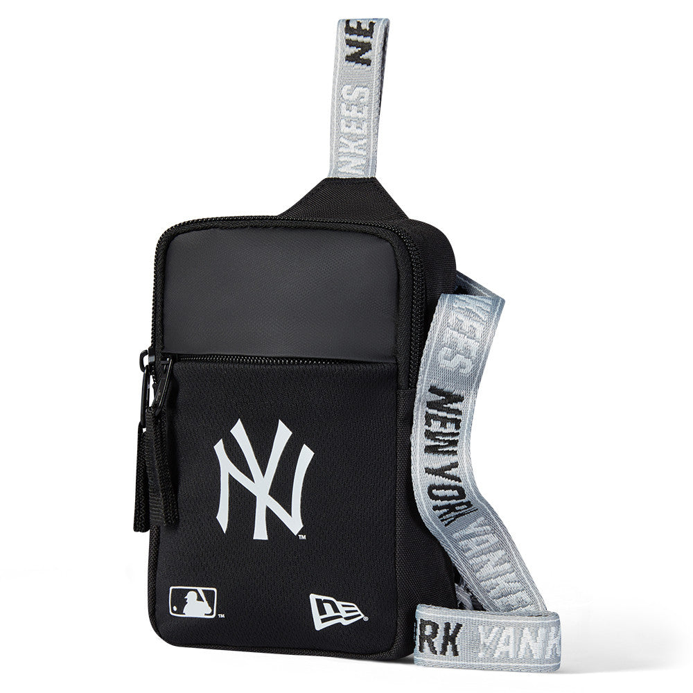 BOLSA NEW ERA SIDE POUCH
