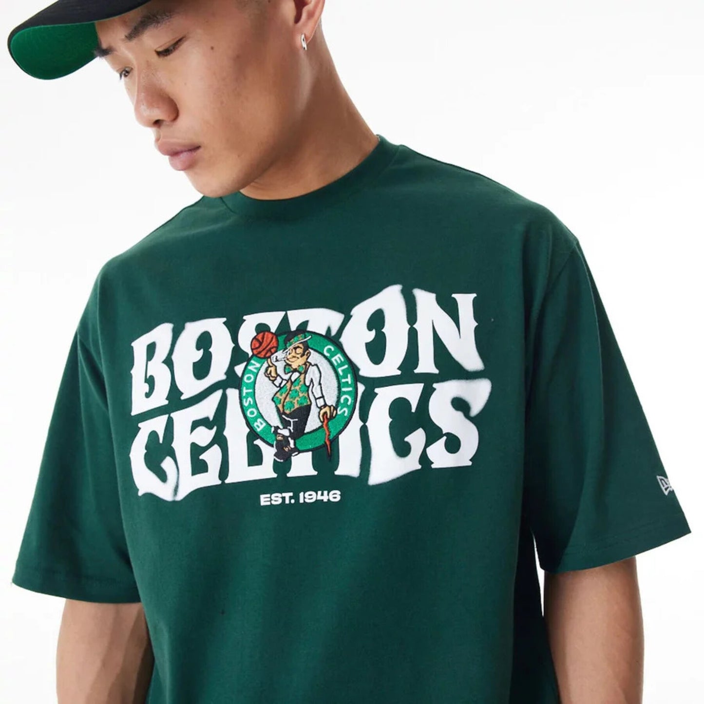 T-SHIRT NBA  GRAPHIC CELTICS DARK GREEN