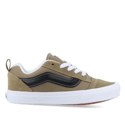VANS KNU SKOOL